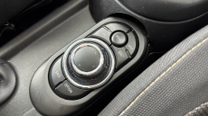 MINI Hatchback 1.5 Cooper Classic 3dr Petrol Hatchback